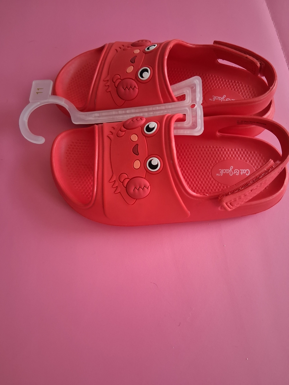 NWOTS Cat & Jack Kids Red Crab Sandals - Cute Velcro Slides 11T - Picture 2 of 5